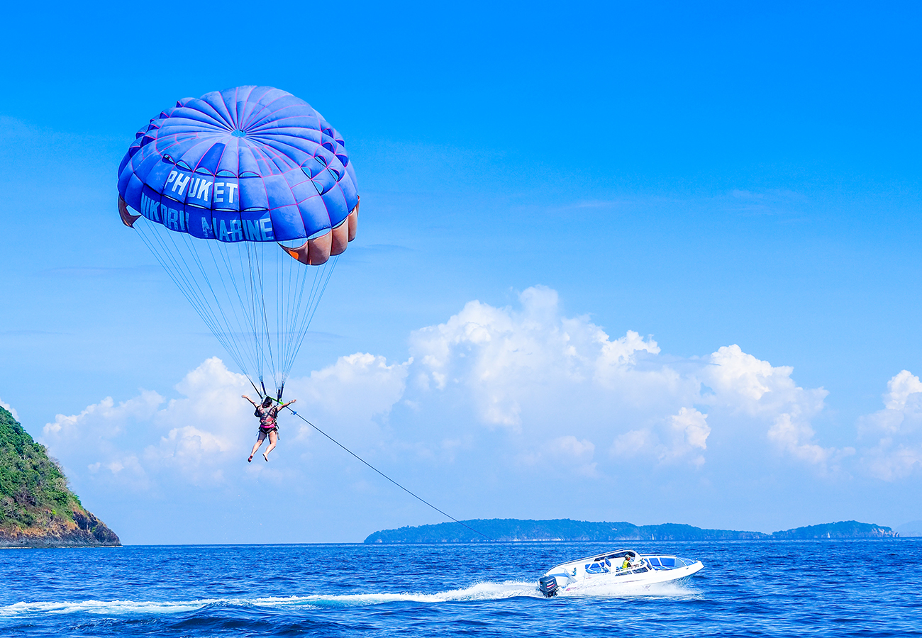 parasailing